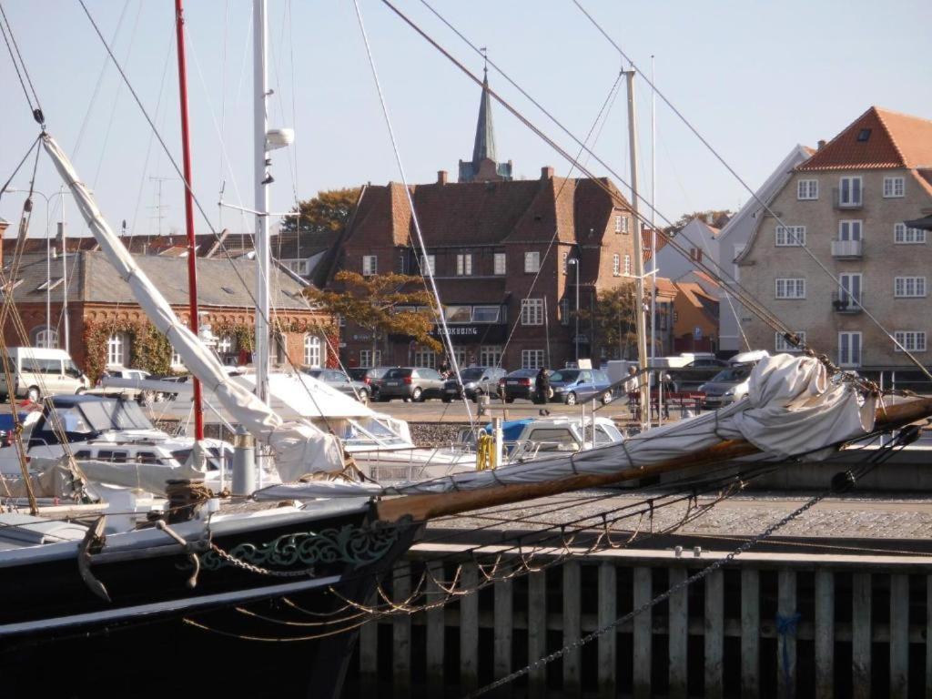 Det Gamle Hotel Rudkøbing エクステリア 写真