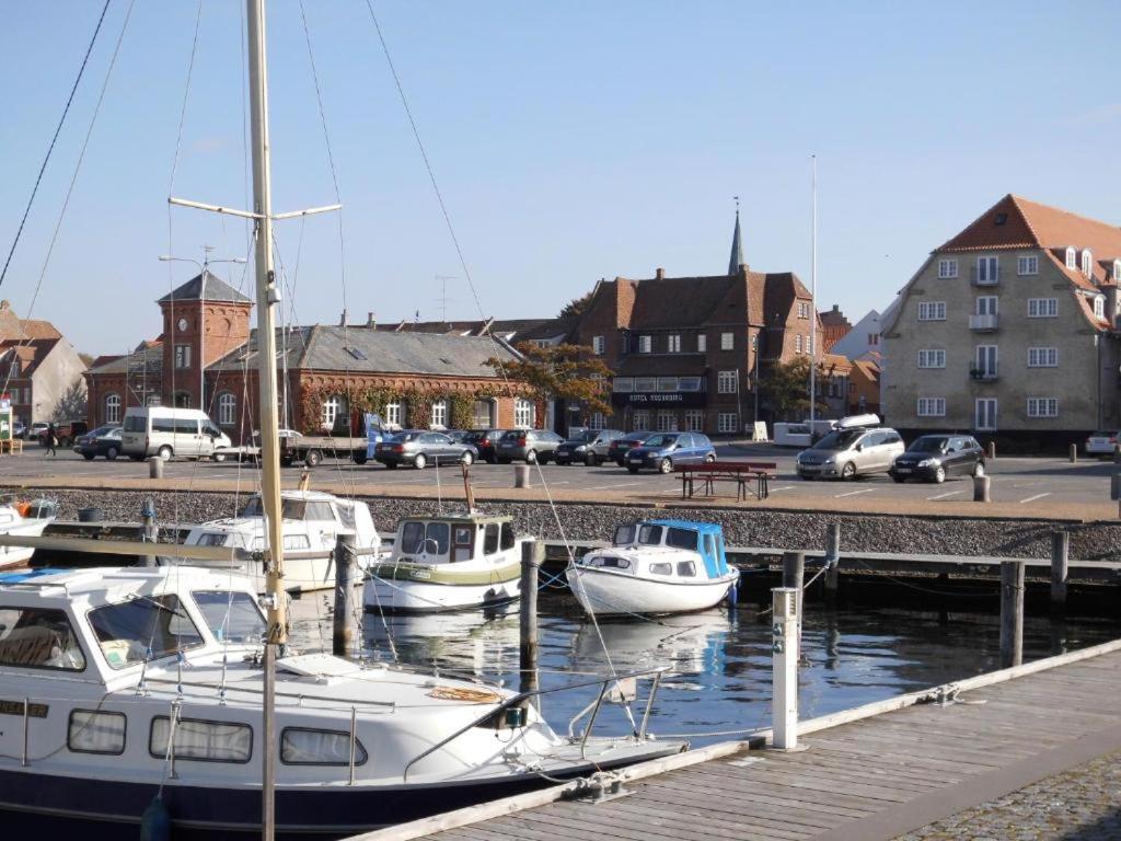 Det Gamle Hotel Rudkøbing エクステリア 写真